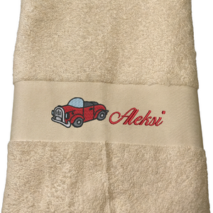 Jättipyyhe auton kuvalla ja nimellä